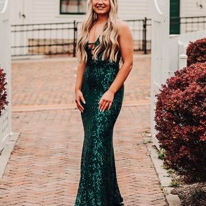 Blondie Nites prom dress